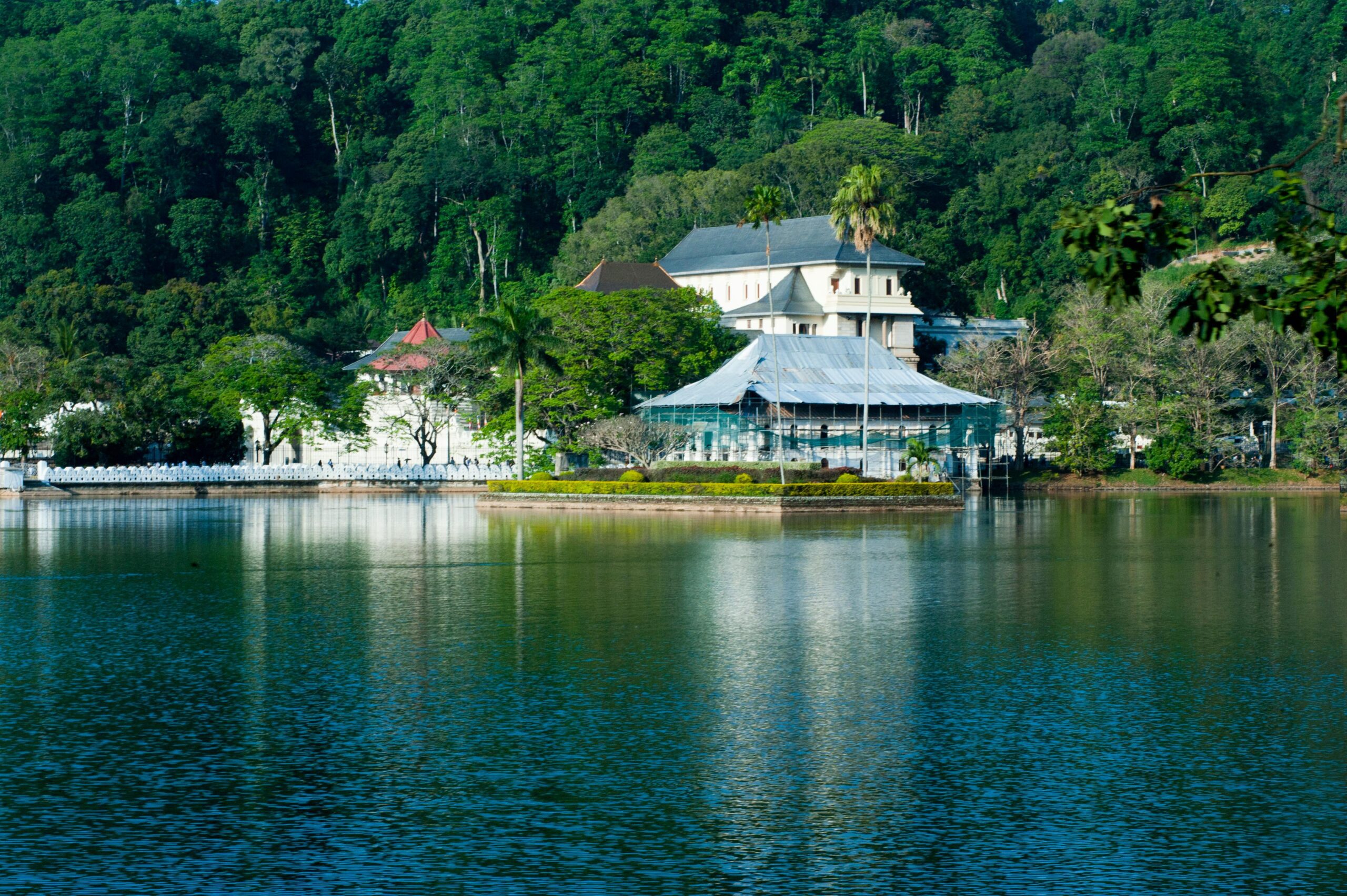 Kandy Lake Sri Lanka