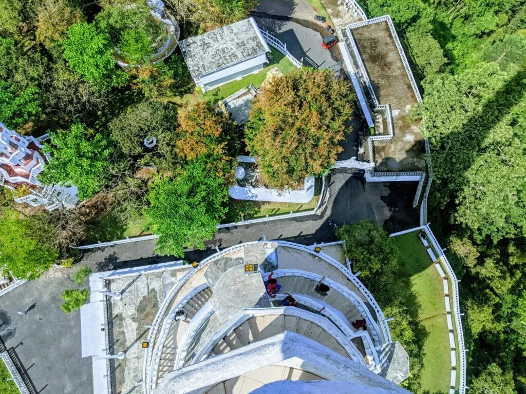 Kandy tuk tuk tour at Ambuluwawa Tower with panoramic views